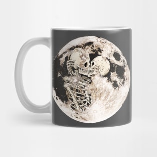 kiss to the moon and back Mug